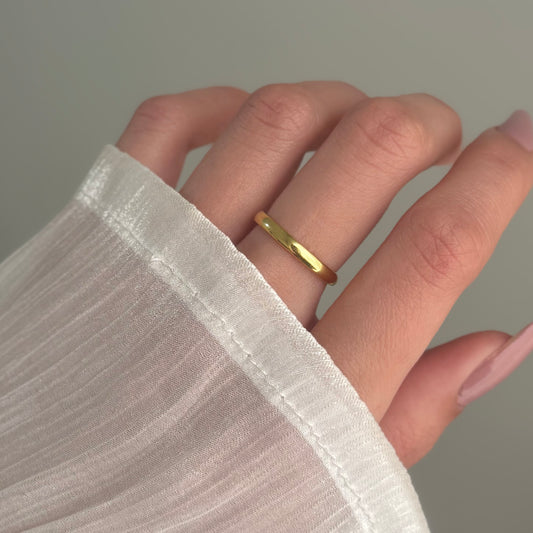 Gold plain band