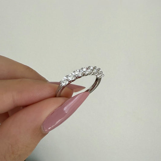 Half zircon  band