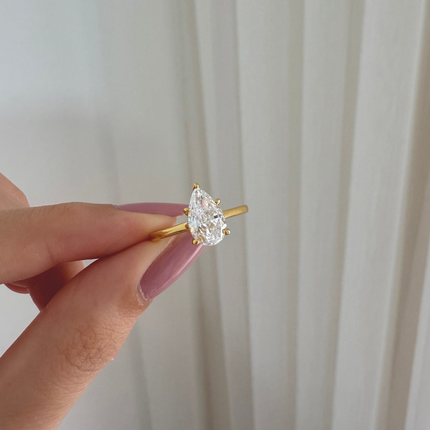 Lara  ring