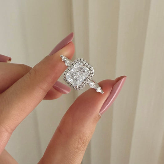 Victoria ring