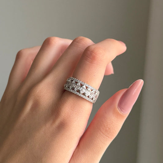 Zyra ring