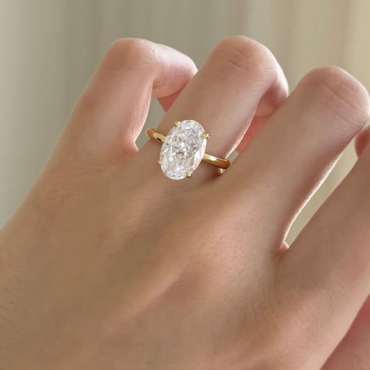Cloe ring